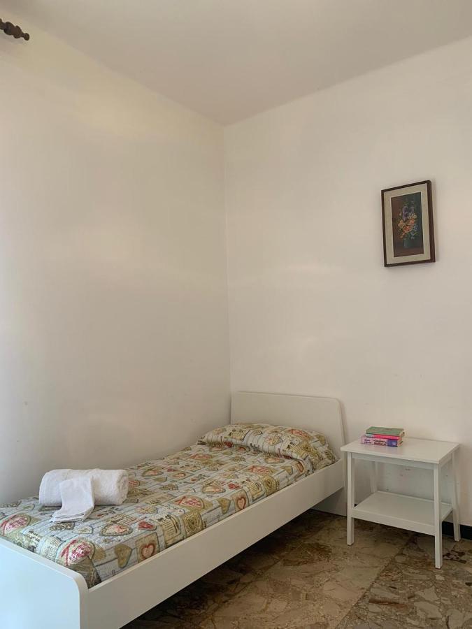 Casa Vacanza! A 50M Dal Mare! Bordighera Exterior photo